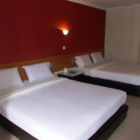 Lotus Hotel Τζόχορ Μπάχρου Εξωτερικό φωτογραφία